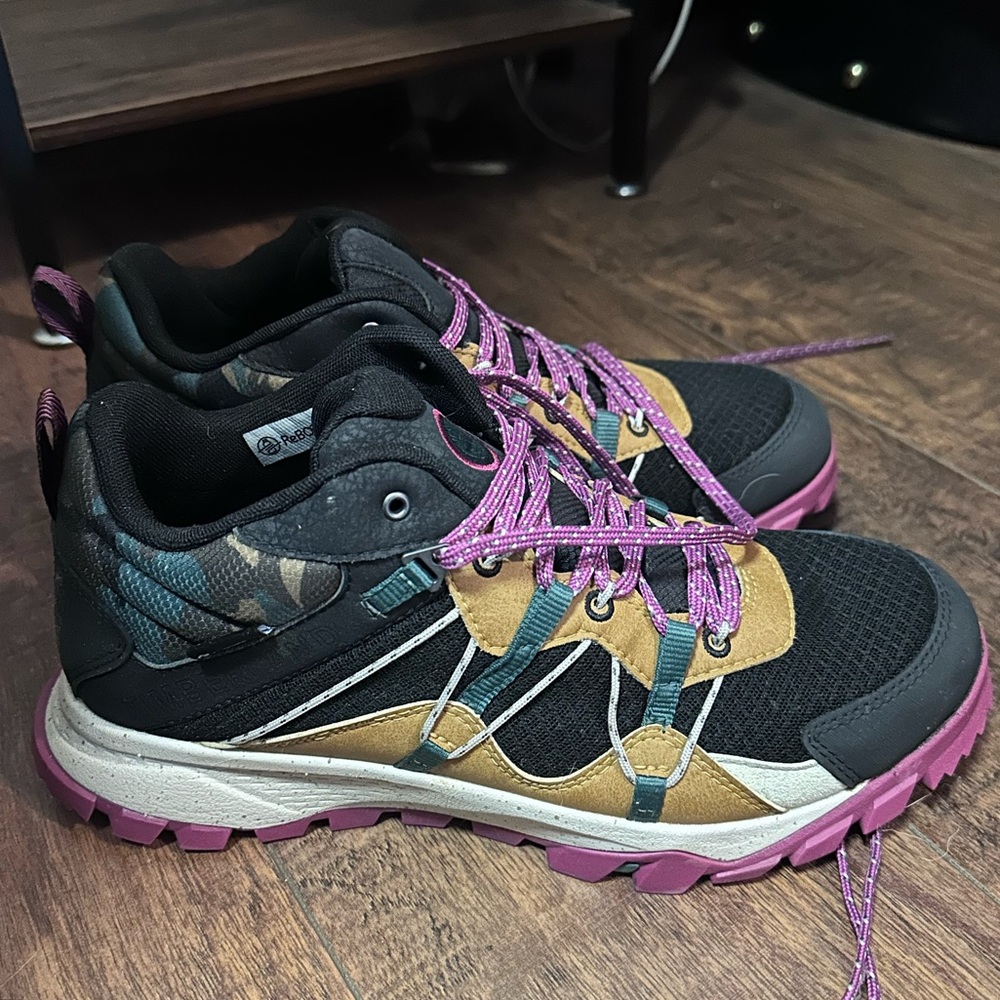 Timberland Timbergrip Hiking Shoes - Picture 2 of 4